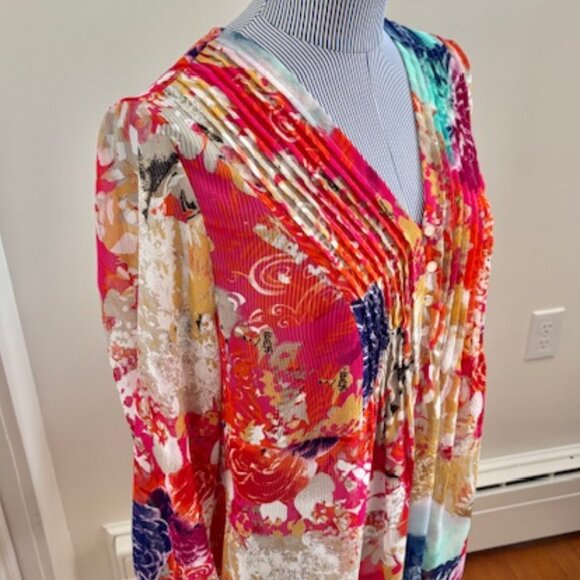 Tribal Floral Tunic Size 10 - Picture 2 of 4